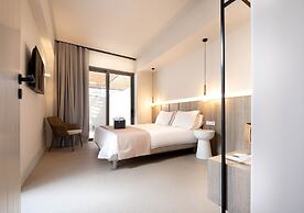 Yenesis Seaside Retreat - Adults only