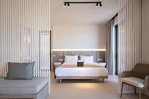 Yenesis Seaside Retreat - Adults only