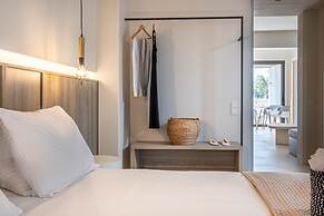 Yenesis Seaside Retreat - Adults only