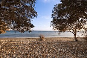 Yenesis Seaside Retreat - Adults only