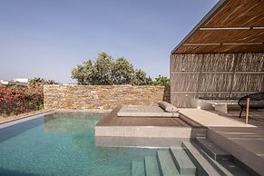 Yenesis Seaside Retreat - Adults only