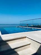 Deen Deluxe Penthouse with infinity pool