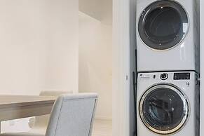 Roami at Little River Lofts