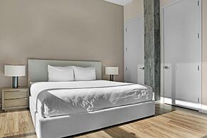 Roami at Little River Lofts