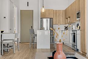 Roami at Little River Lofts