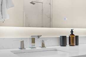 Roami at Little River Lofts