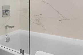 Roami at Little River Lofts