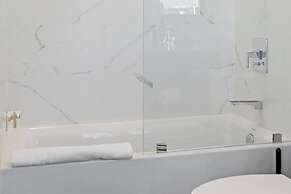 Roami at Little River Lofts