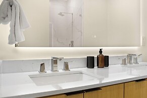 Roami at Little River Lofts