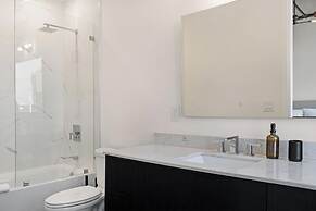 Roami at Little River Lofts