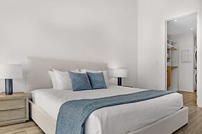 Roami at Little River Lofts