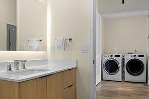 Roami at Little River Lofts