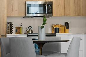 Roami at Little River Lofts