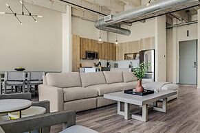 Roami at Little River Lofts