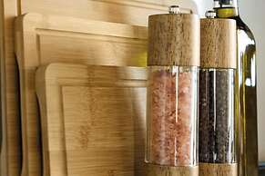 Roami at Little River Lofts