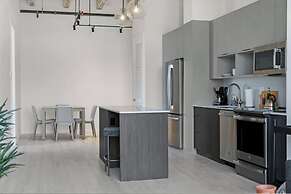 Roami at Little River Lofts