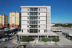 Roami at Little River Lofts