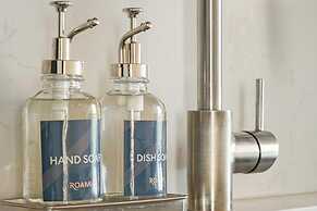 Roami at Little River Lofts