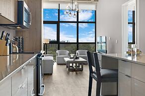 Roami at Little River Lofts