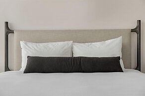 Roami at Little River Lofts