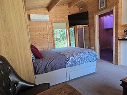 Pet Friendly Private Cabin Town Eurotunnel Beach