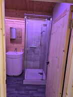 Pet Friendly Private Cabin Town Eurotunnel Beach