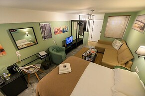 Kalamata Mediterranean Suites & Villas