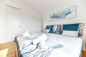 Berin Deluxe Penthouse with jacuzzi