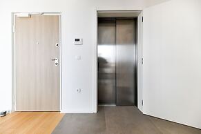 Berin Deluxe Penthouse with jacuzzi