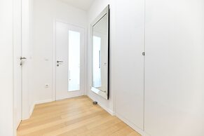 Berin Deluxe Penthouse with jacuzzi