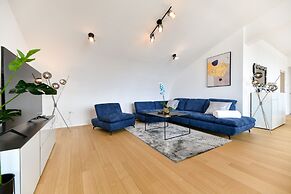 Berin Deluxe Penthouse with jacuzzi