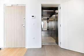 Berin Deluxe Penthouse with jacuzzi