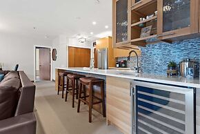 Beaver Creek Village 2 Bedroom Residence in the Heart of the Village!