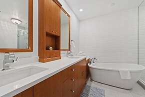 Beaver Creek Village 2 Bedroom Residence in the Heart of the Village!