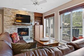 Beaver Creek Village 2 Bedroom Residence in the Heart of the Village!