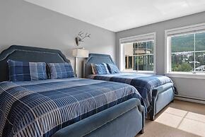 Beaver Creek Village 2 Bedroom Residence in the Heart of the Village!