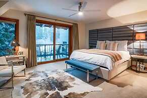Beaver Creek Village Ski In, Ski Out 3 Bedroom