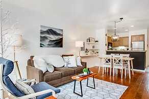 Lakeside Village 1 Bedroom Condo in Lakeshore Complex