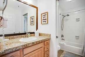 Lakeside Village 1 Bedroom Condo in Lakeshore Complex