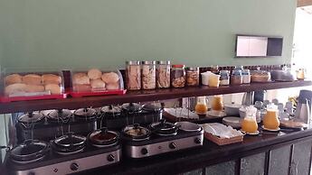Hipolitus Apart Hotel