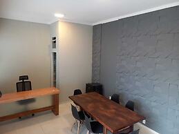 Hipolitus Apart Hotel
