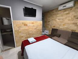 Hipolitus Apart Hotel