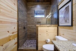 Stillwater Creek by Boutiq