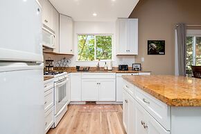 Searenity by the Sea