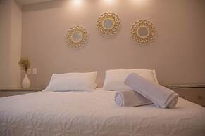 San Diego 974 Suites