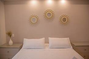 San Diego 974 Suites