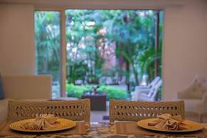 San Diego 974 Suites