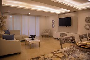 San Diego 974 Suites