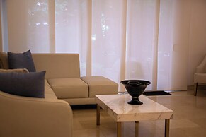 San Diego 974 Suites