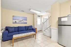 82 Van Horne Ave Unit B